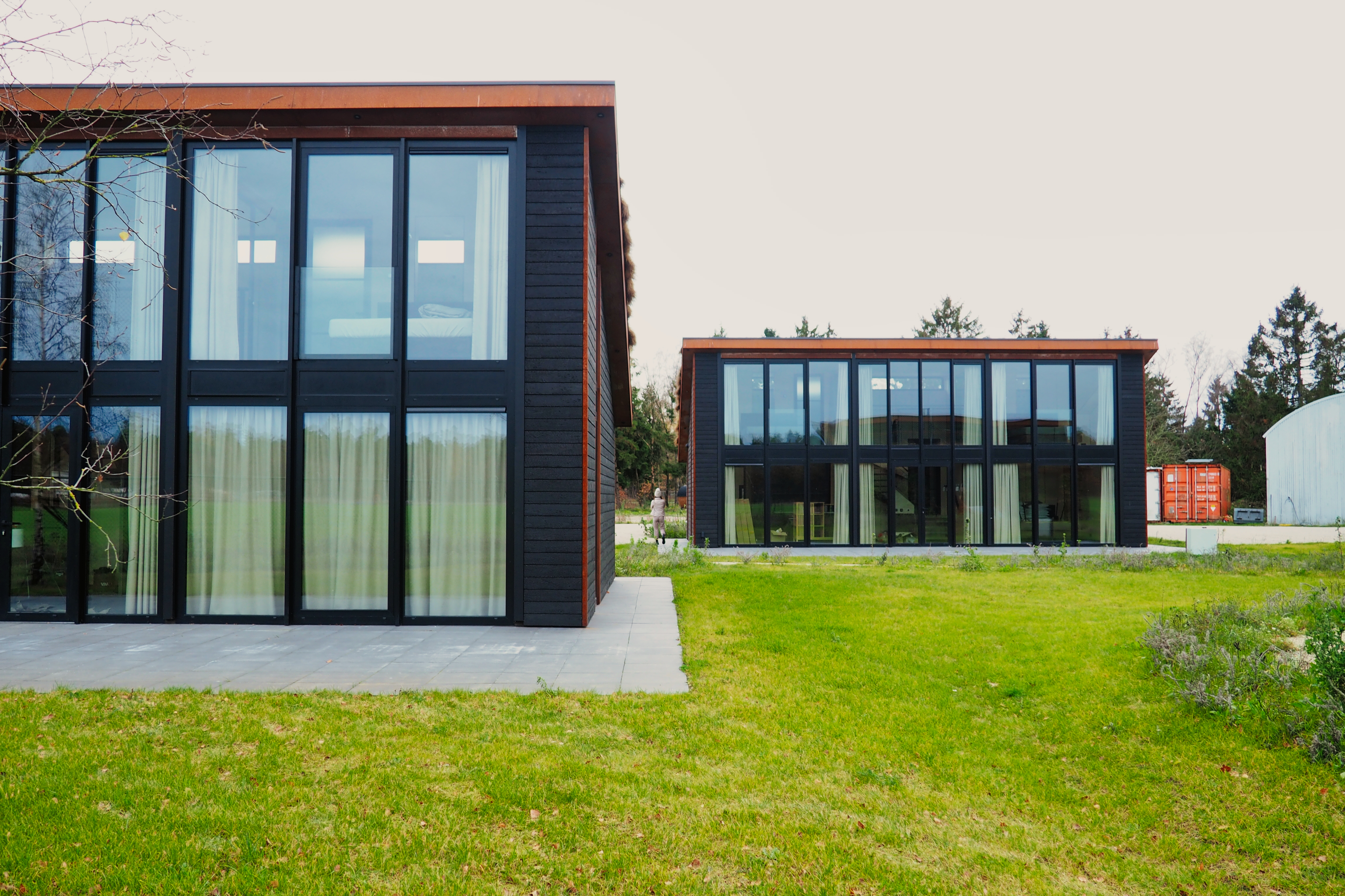 Façade vitrée avec système aluminium Genesis 75